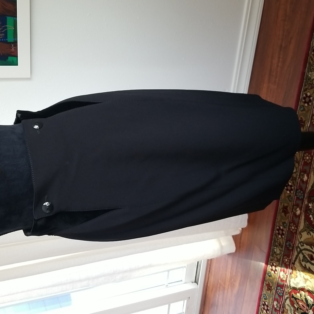 VALENTINO BOUTIQUE Vintage S606 Black Skirt Suit with Velvet Inset Size 10 NWT!! - Picture 9 of 13